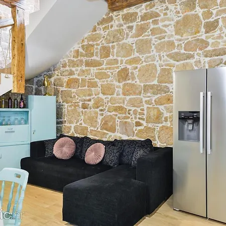 Rosan Villa Pakoštane
